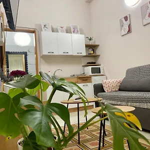  Appartamento Dori's Wilson At Blloku Neighborhood Albania